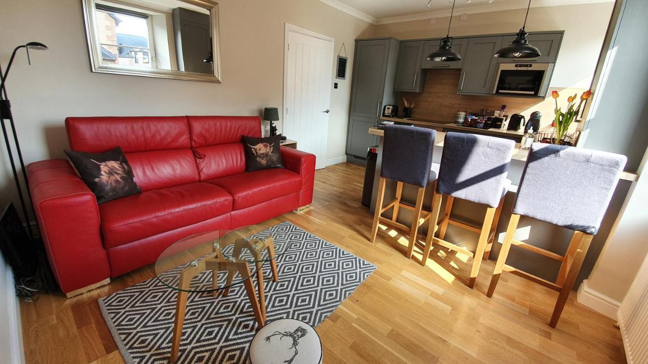 Smart & Cozy Holiday Apartment In The City Centre インヴァネス エクステリア 写真