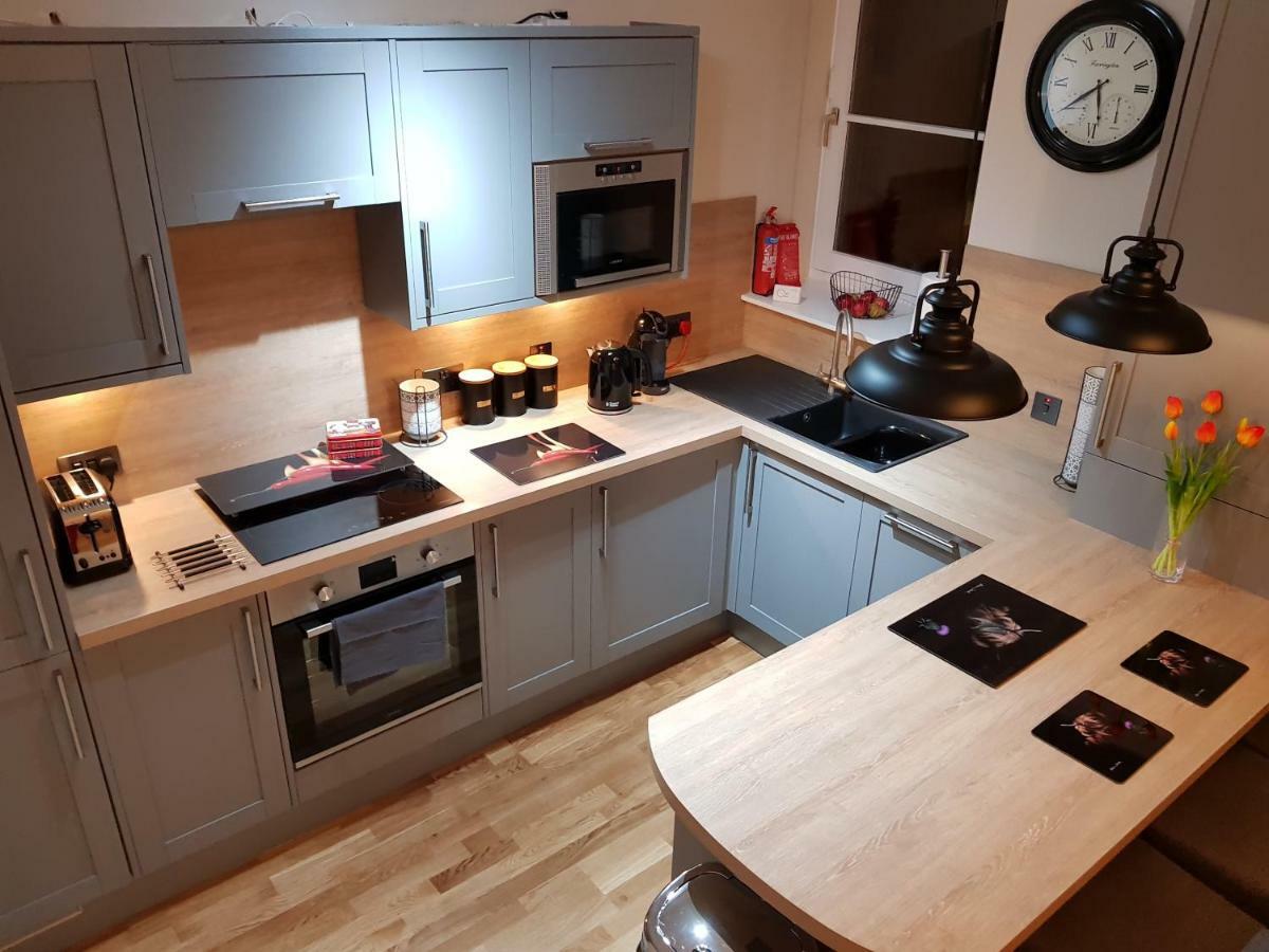 Smart & Cozy Holiday Apartment In The City Centre インヴァネス エクステリア 写真