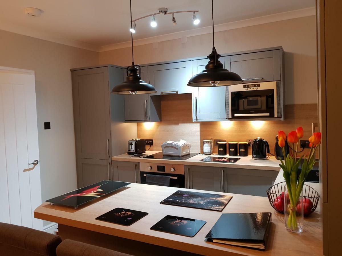 Smart & Cozy Holiday Apartment In The City Centre インヴァネス エクステリア 写真