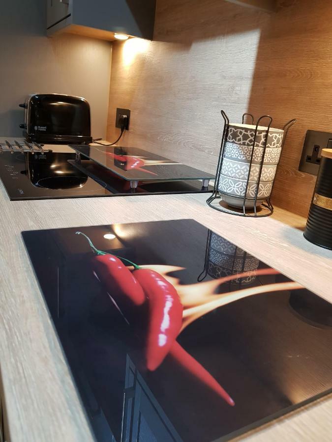 Smart & Cozy Holiday Apartment In The City Centre インヴァネス エクステリア 写真