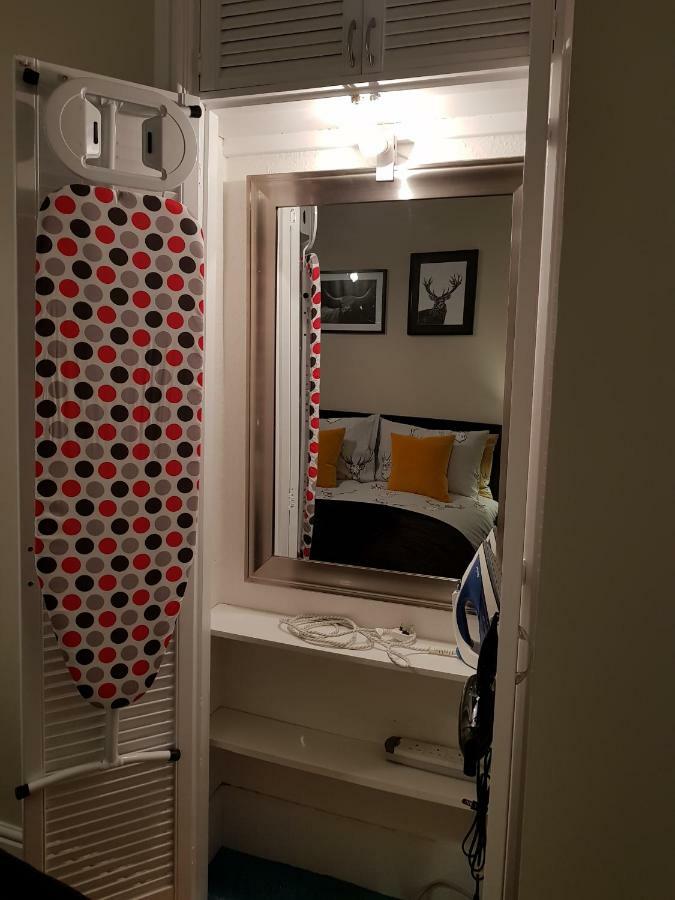 Smart & Cozy Holiday Apartment In The City Centre インヴァネス エクステリア 写真